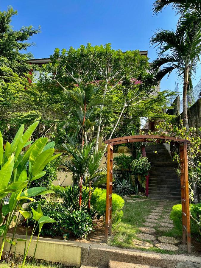 Residence Bertille Abidjan Cocody Εξωτερικό φωτογραφία