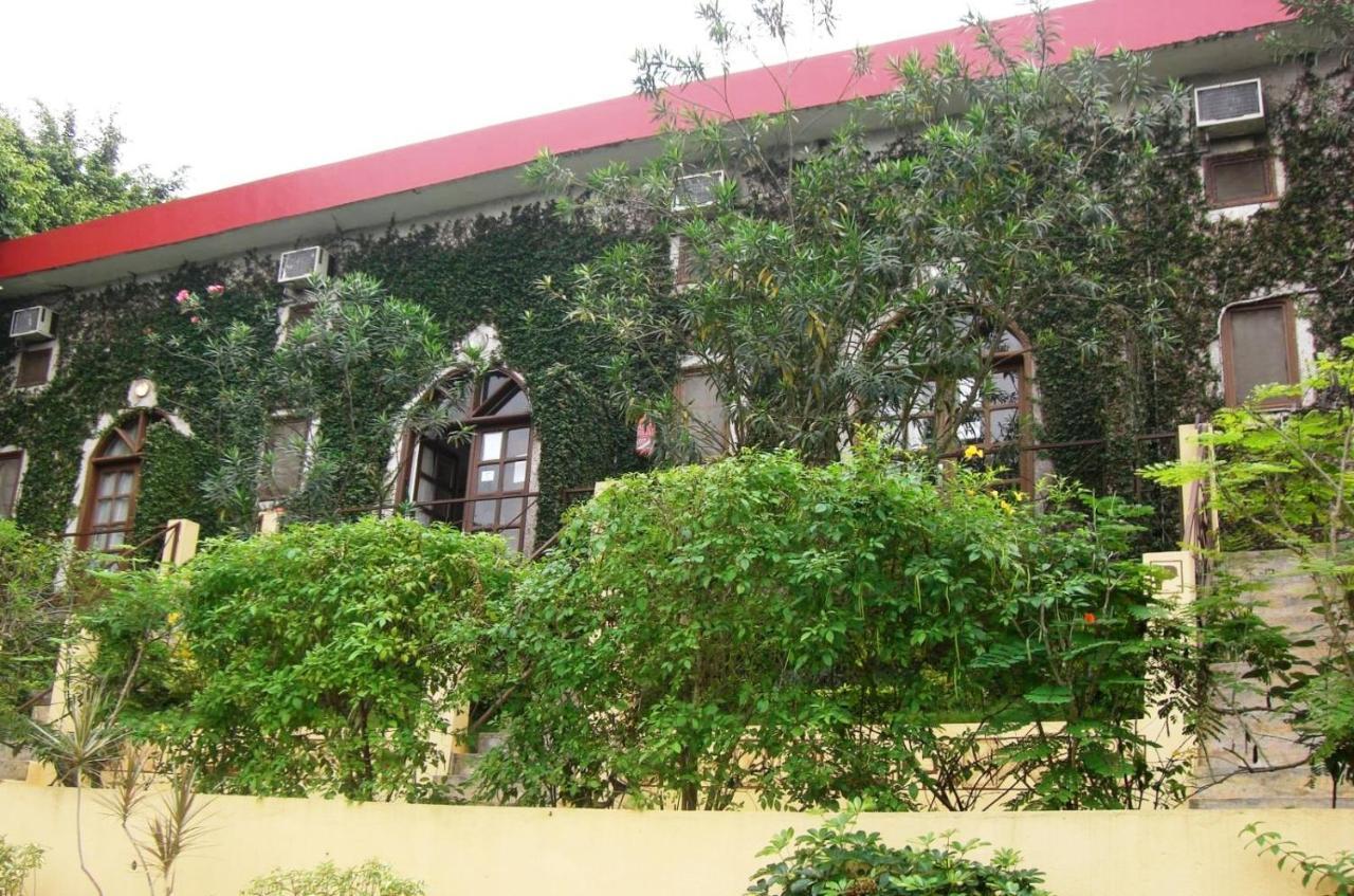 Residence Bertille Abidjan Cocody Εξωτερικό φωτογραφία